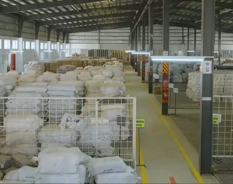 yarn store